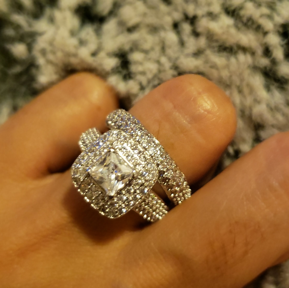S925 -Engagement ring (size 7)
